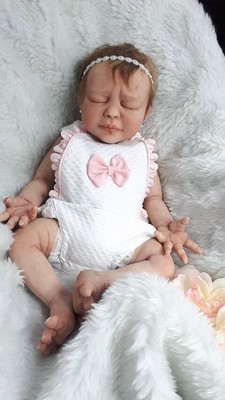 bebe silicona platino 500 euros